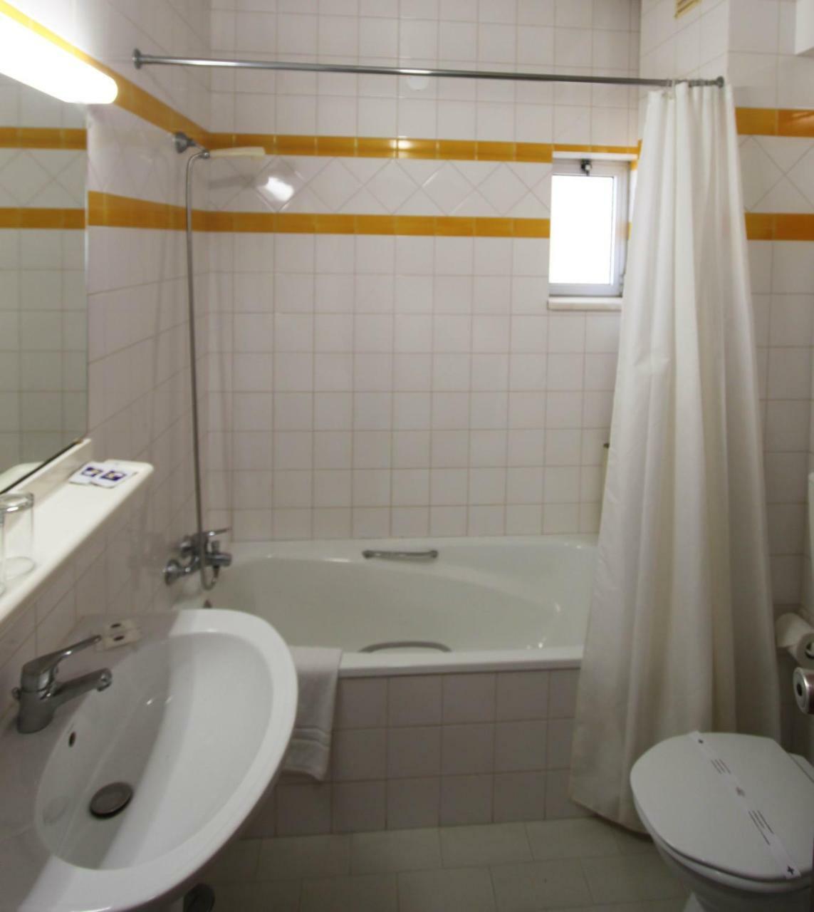 פורטימאו Hotel Luar מראה חיצוני תמונה